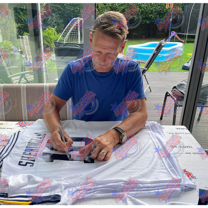 Tottenham Hotspur FC 1994 Sheringham Signed Shirt (Framed) - Excellent Pick